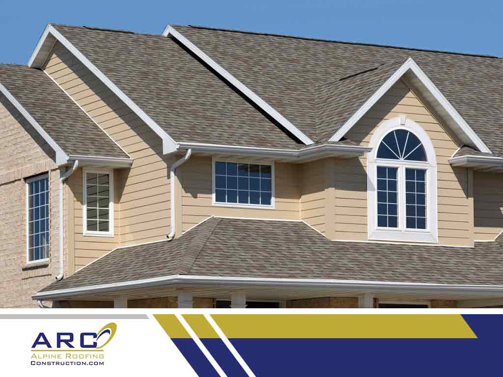 4 Ways to Protect Your Roof from Moisture Damage